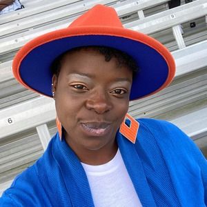 Meet your Posher, Tymillia